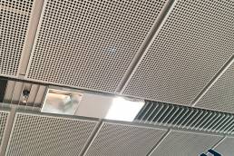 Doga controsoffitto in lamiera verniciata con foratura